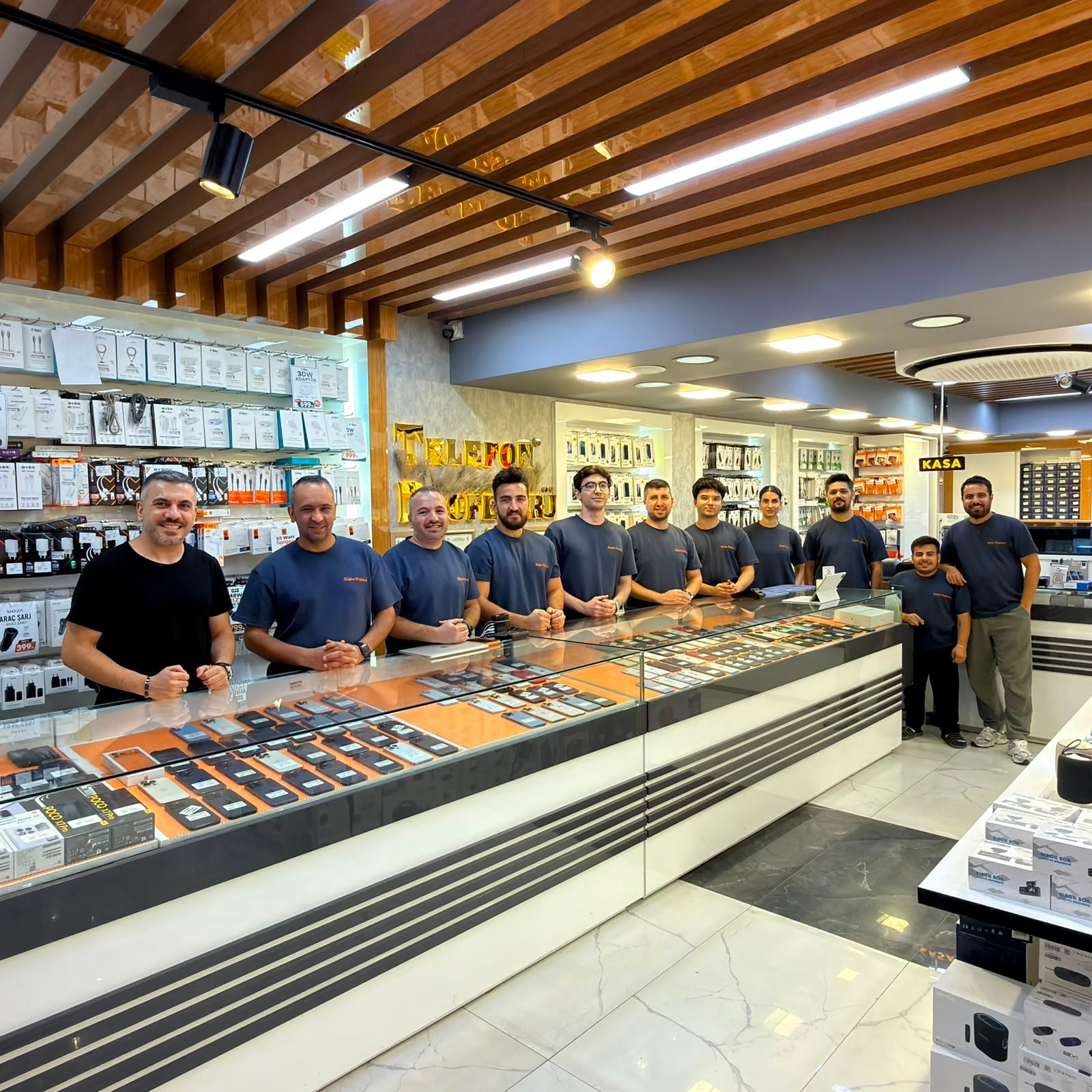 Telefon Profesörü ekibi
